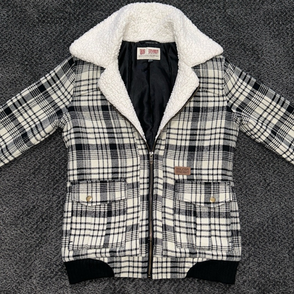 Volcom Scout Women’s Black & White Flannel Zip Up Jacket